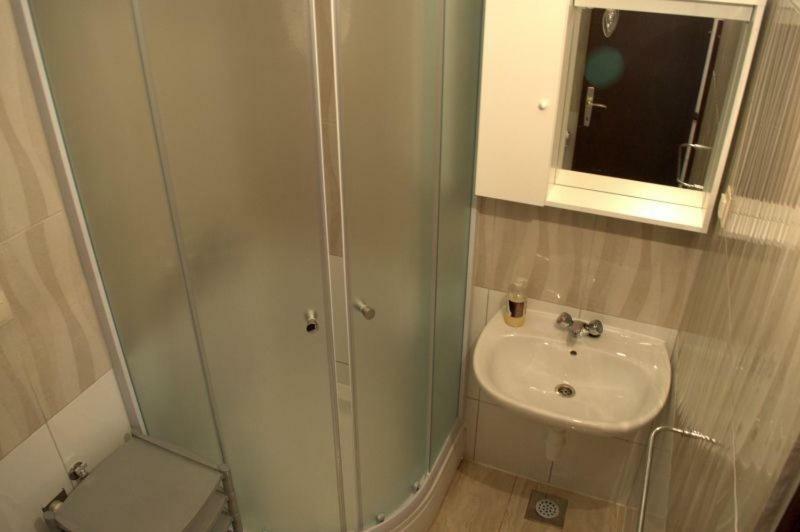Apartments Mira 로고즈니차 외부 사진